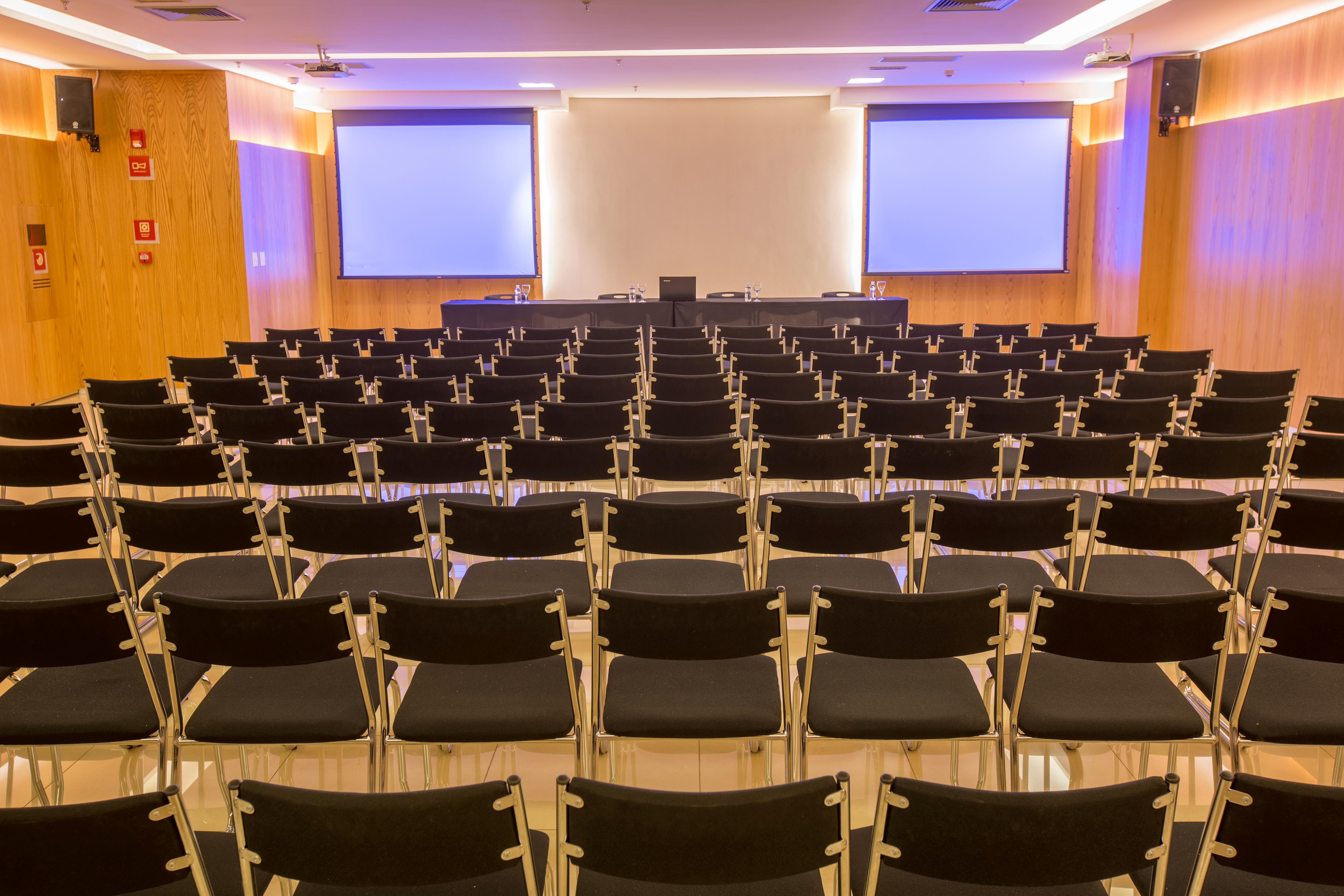 Cullinan Hplus Premium Brasília Exteriör bild Auditorium