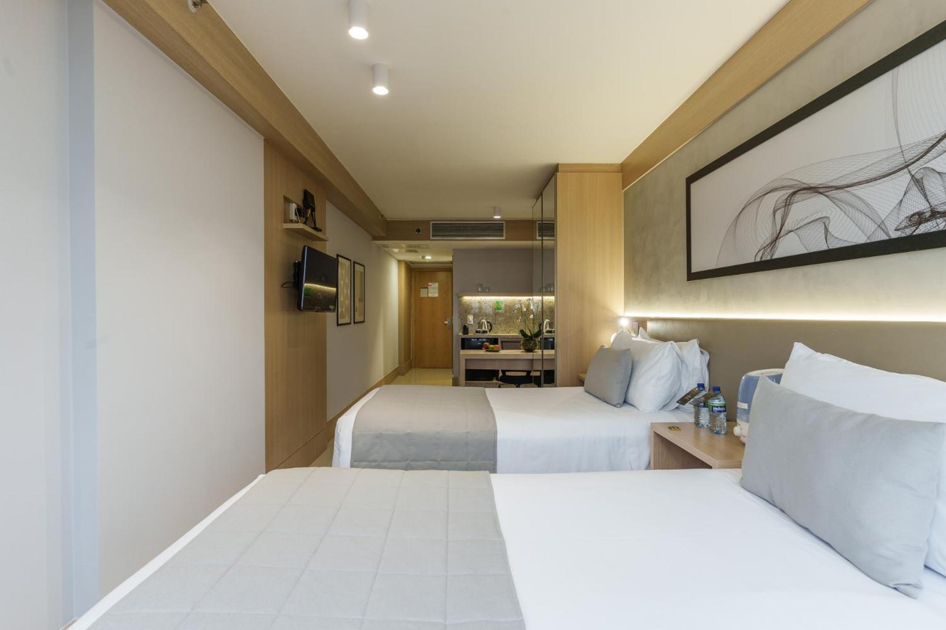 Cullinan Hplus Premium Brasília Rum bild