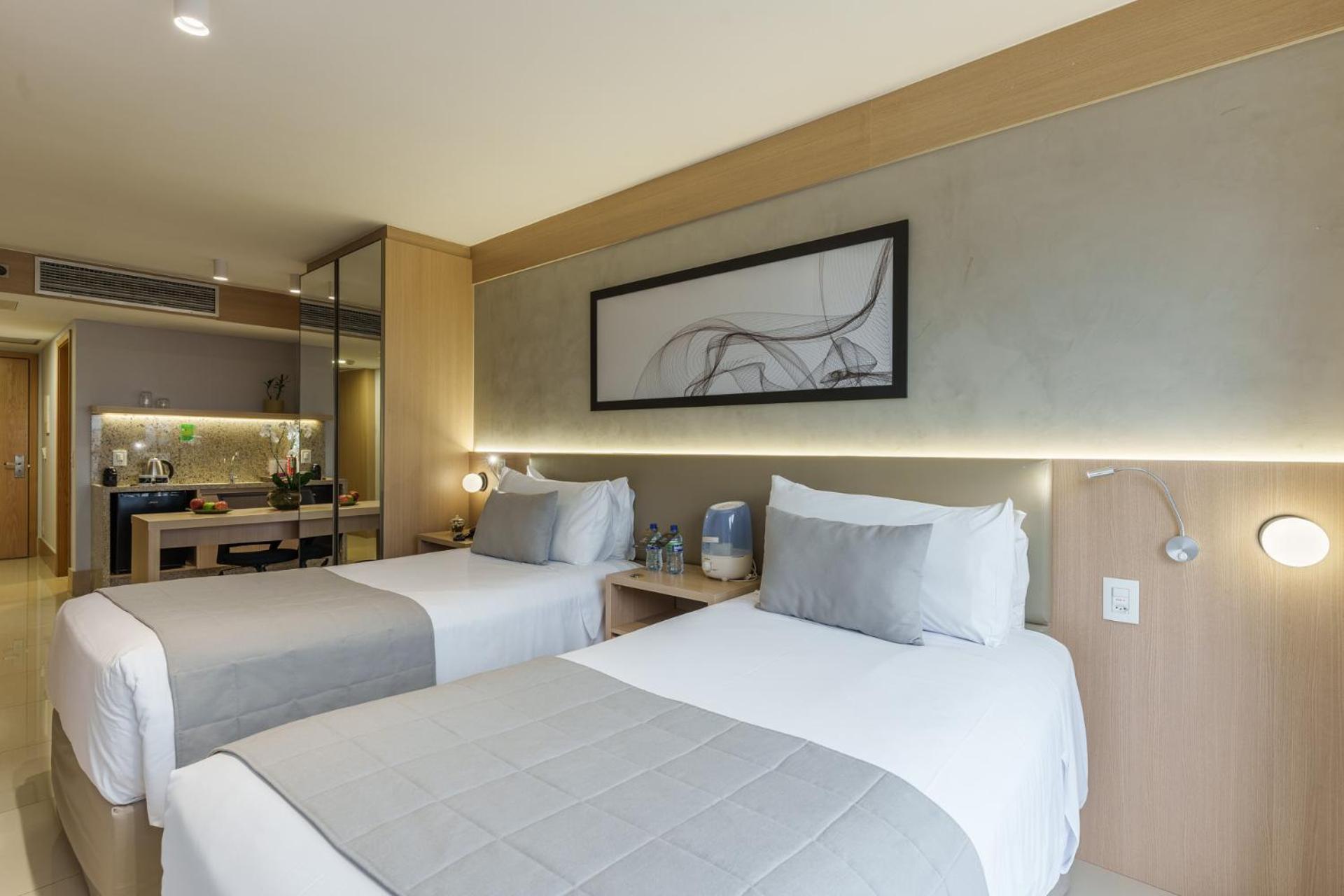Cullinan Hplus Premium Brasília Rum bild